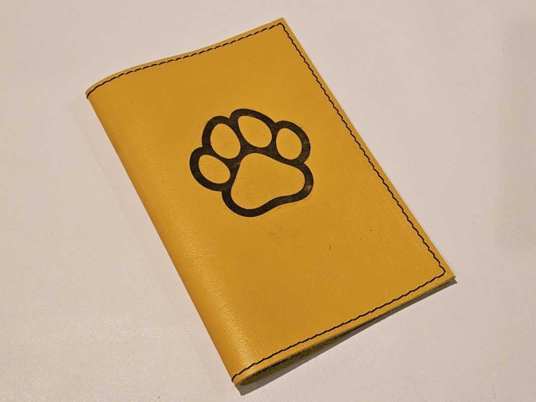 Gyvūnų augintinių paso aplankalas/ Pet passport cover