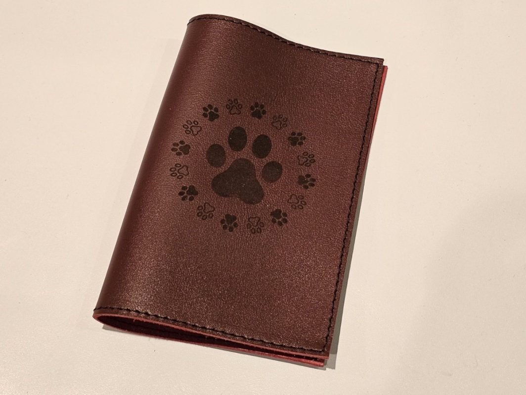 Gyvūnų augintinių paso aplankalas/ Pet passport cover